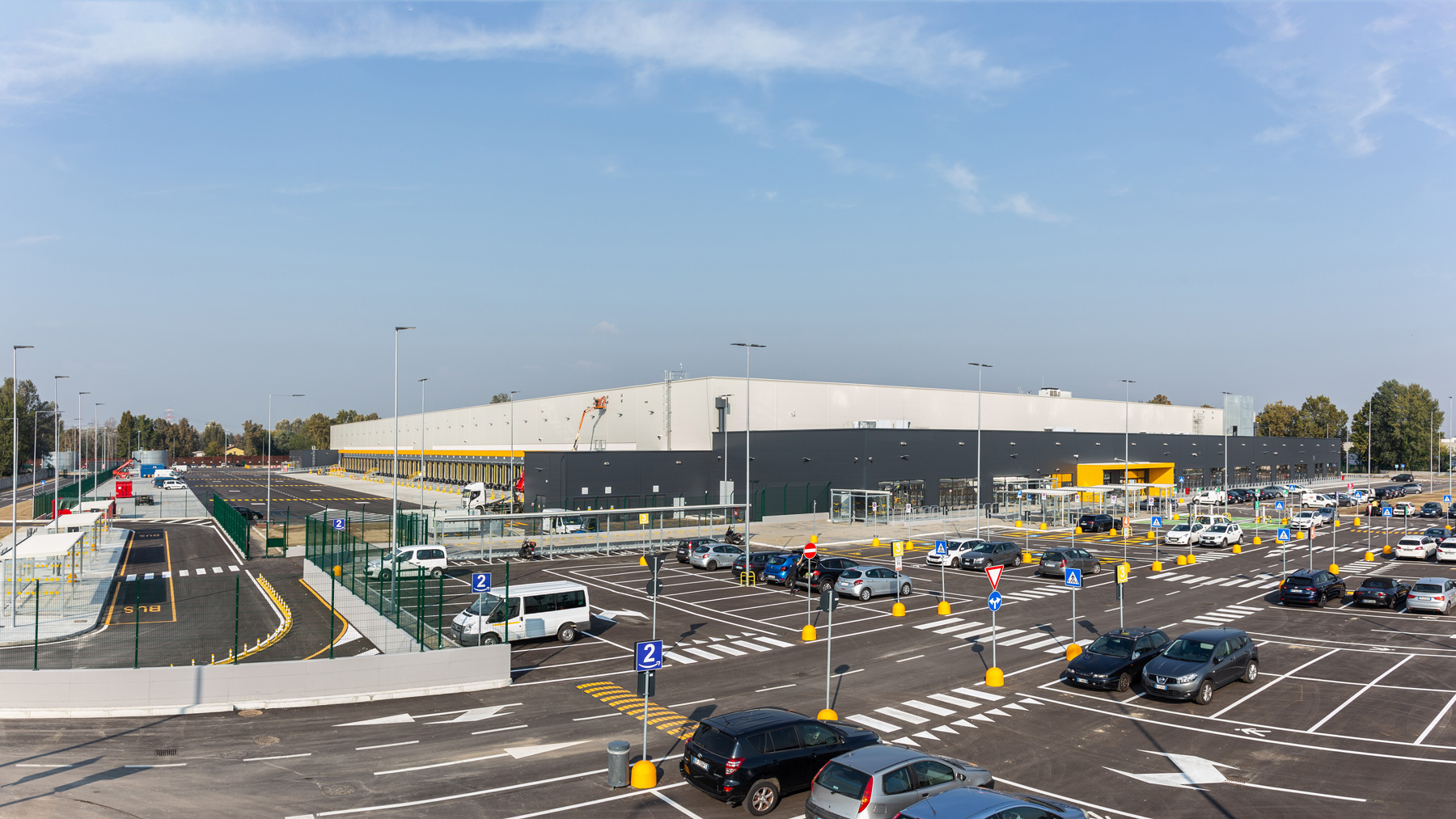 Stabilimento Amazon Casirate d'Adda - Segnaletica stradale